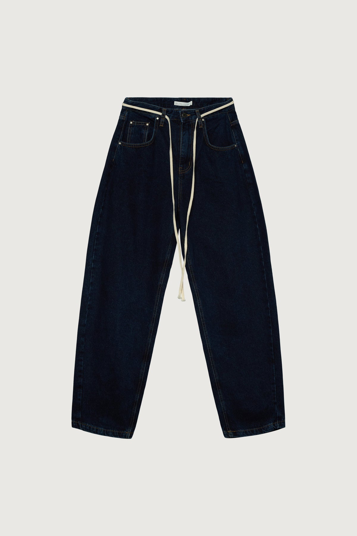 HIGH RISE BARREL LEG JEAN WITH SHOELACE BELT