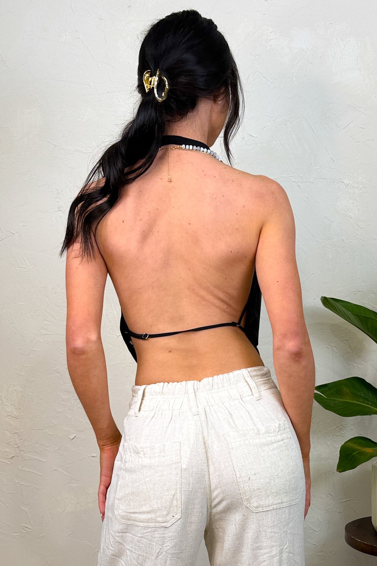It Girl Energy Backless Halter Top (Black)