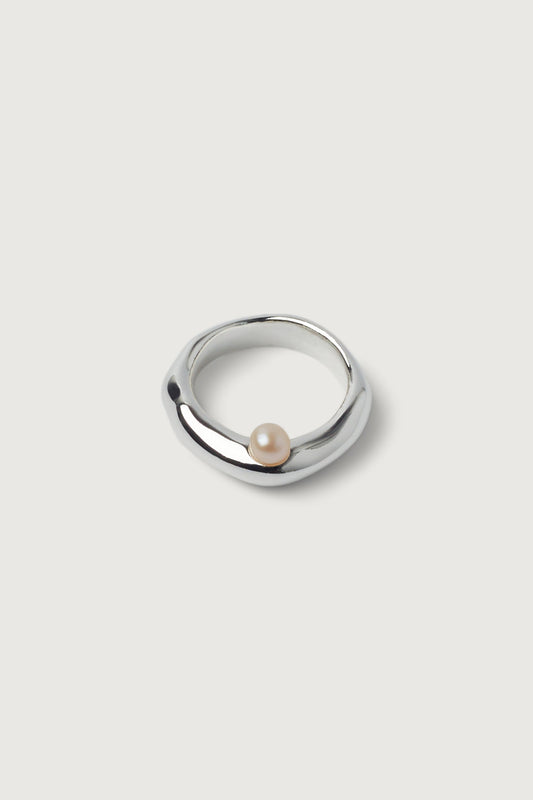 PEARL RING