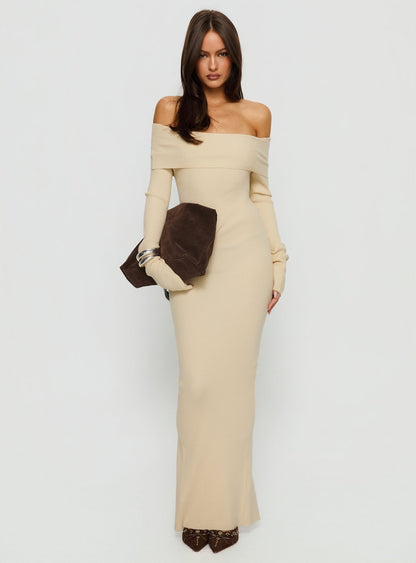 Phylis Off The Shoulder Maxi Dress Cream