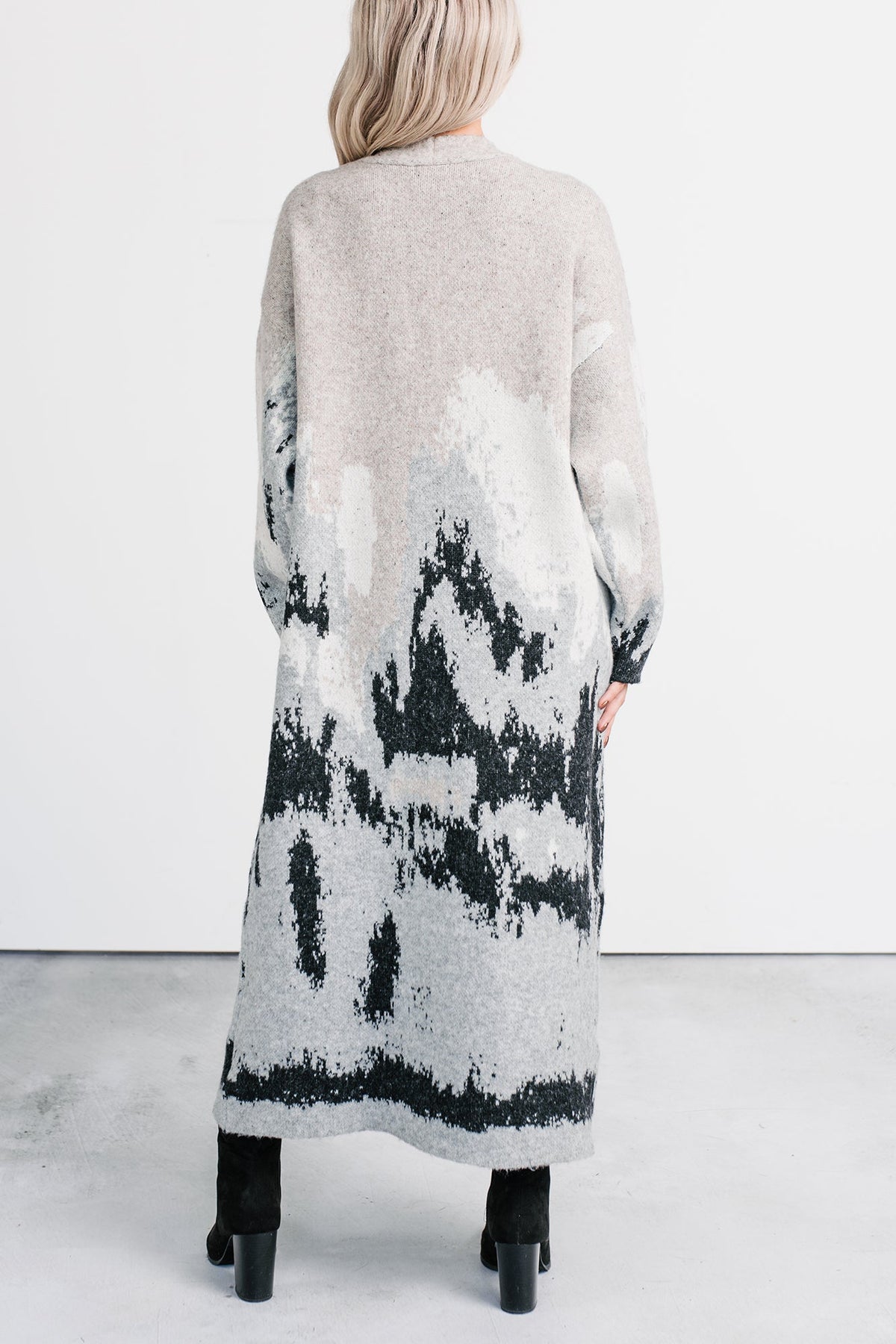 Alpine Trail Abstract Mountain Duster Cardigan (Oatmeal)