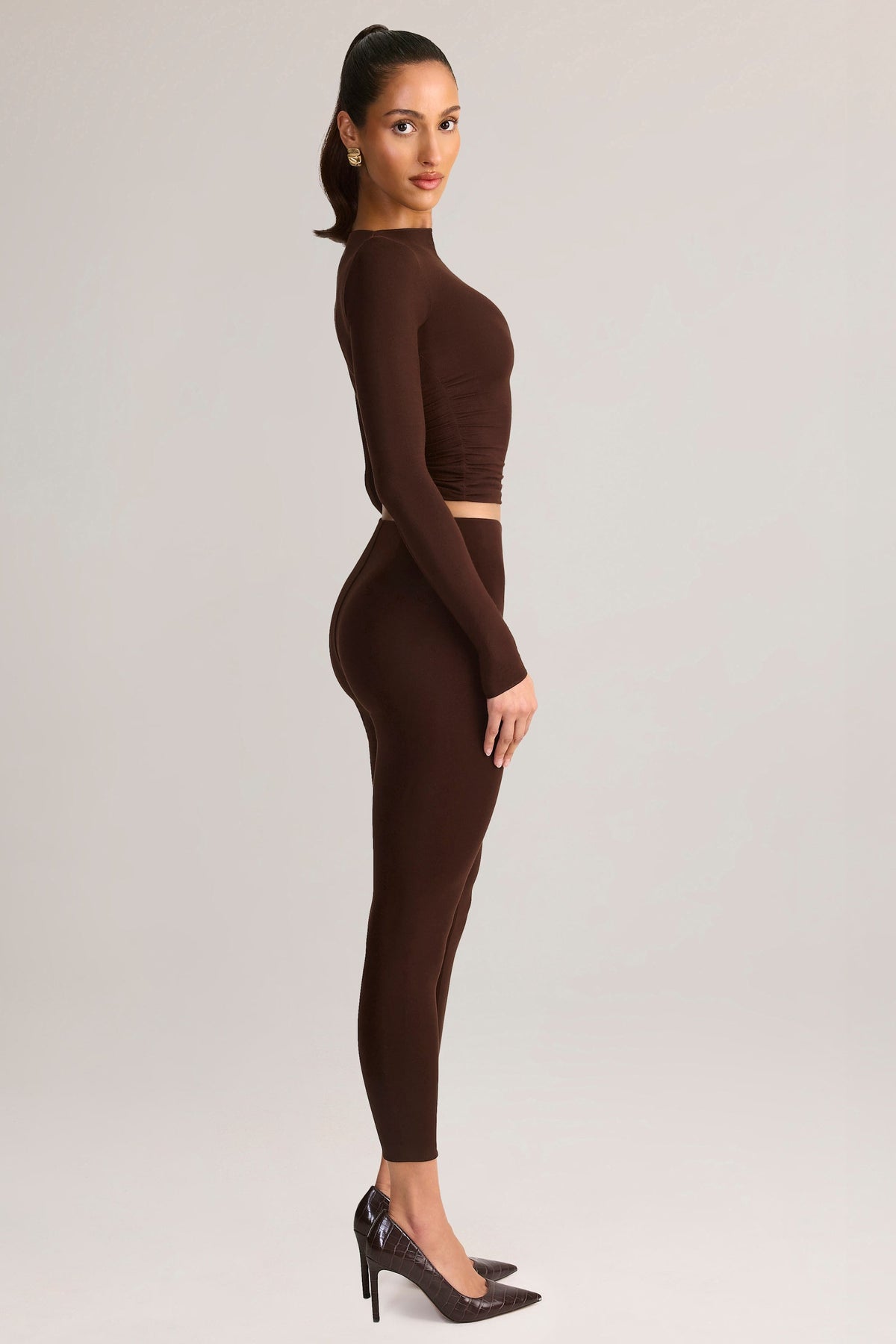 Modal Mid-Rise Cropped Leggings in Chocolate Brown