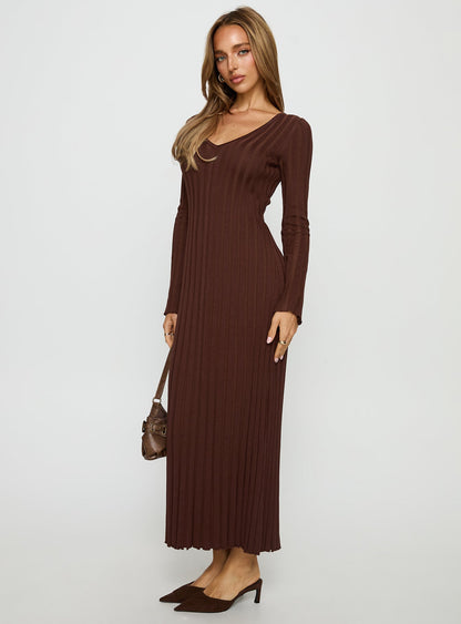 Gratuita Long Sleeve Rib Maxi Dress Chocolate