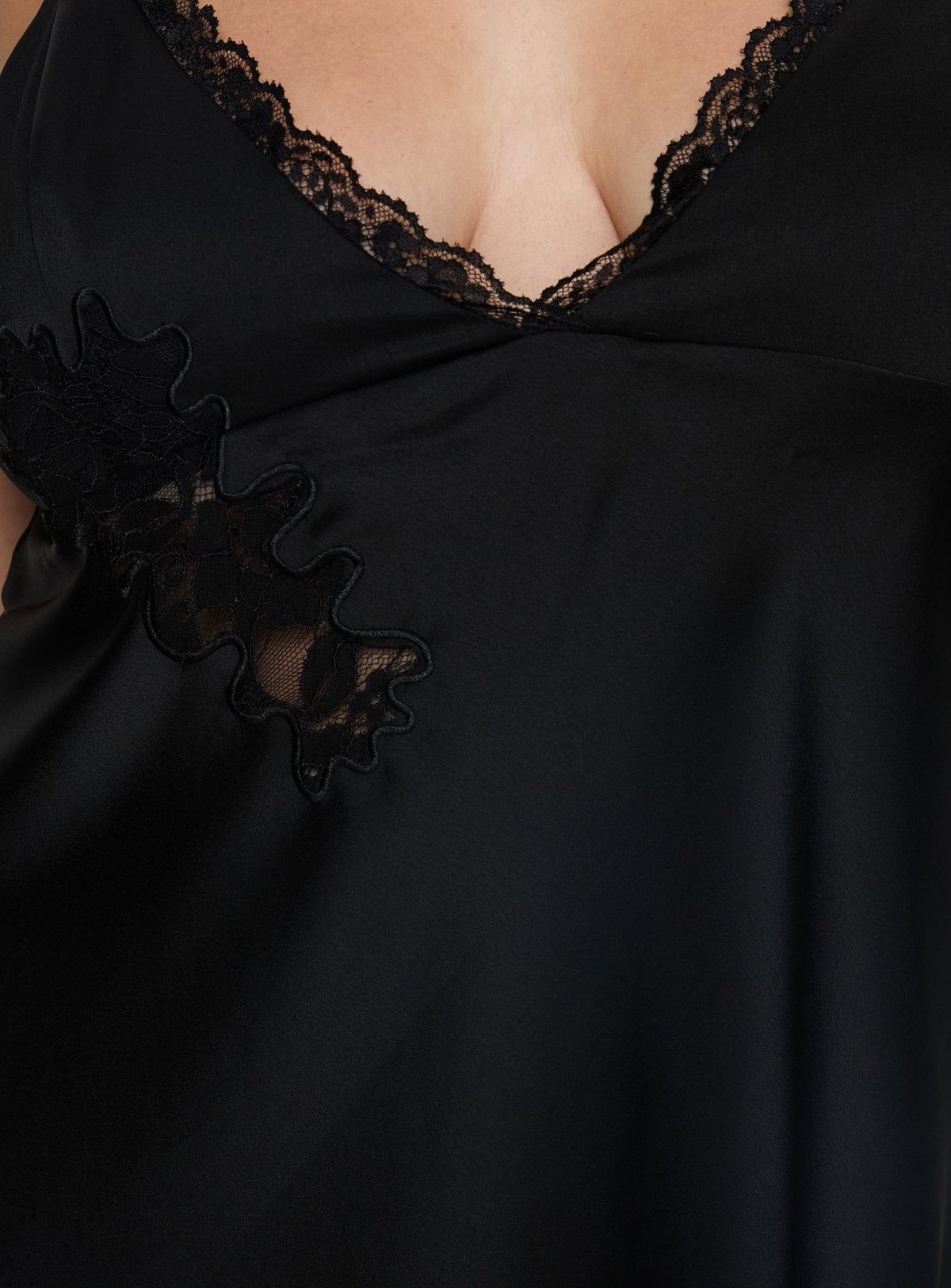 Aloura Spliced Lace Mini Dress Black Curve
