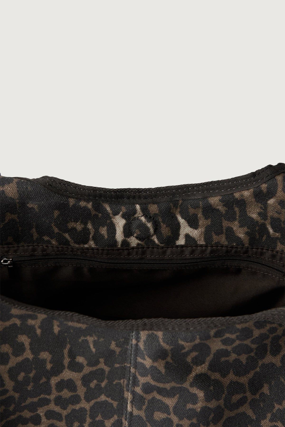 LEOPARD CANVAS TOTE BAG