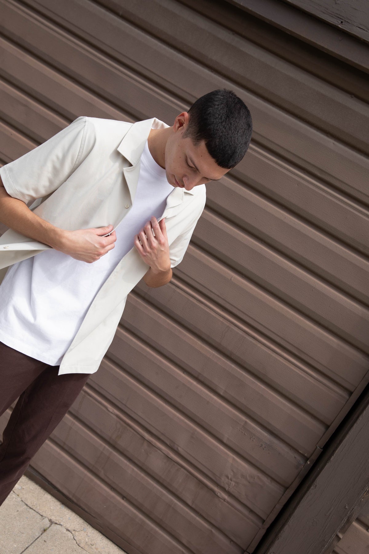 COLLARED SHORT SLEEVE SHIRT