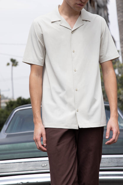 COLLARED SHORT SLEEVE SHIRT