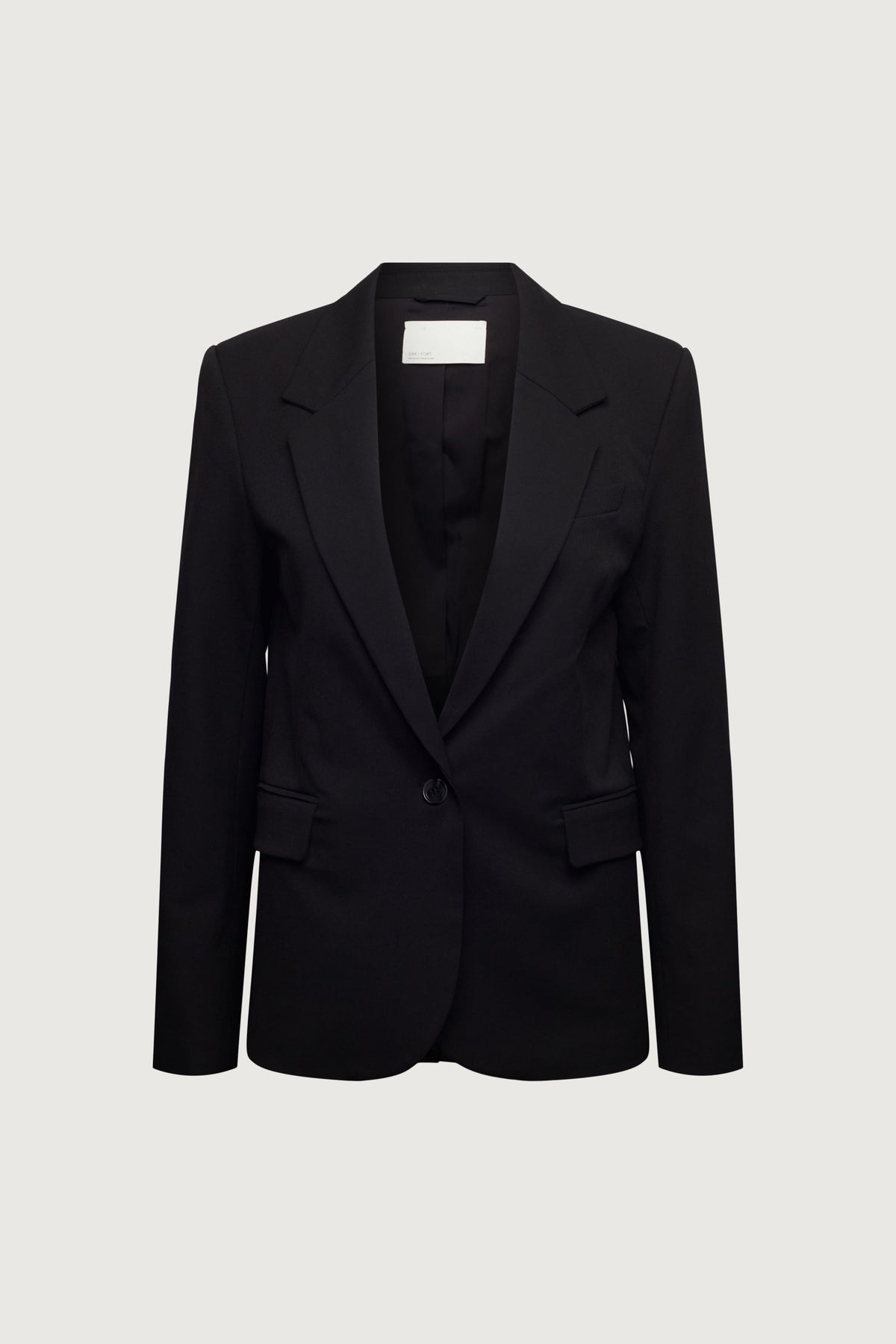 CLASSIC FIT SUITING BLAZER