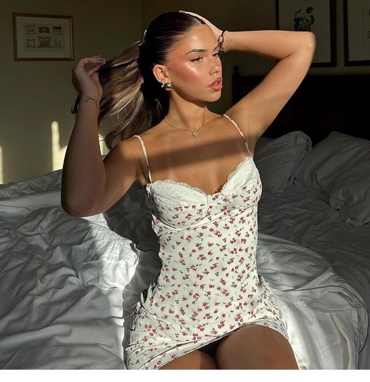 Lace Trim Buttoned Floral Mini Dress