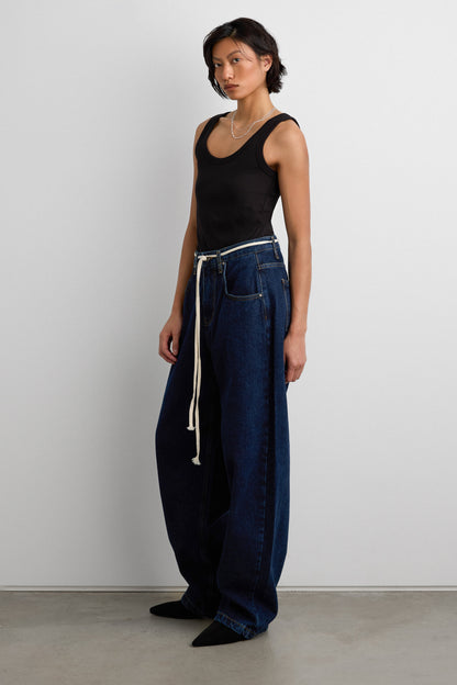 HIGH RISE BARREL LEG JEAN WITH SHOELACE BELT