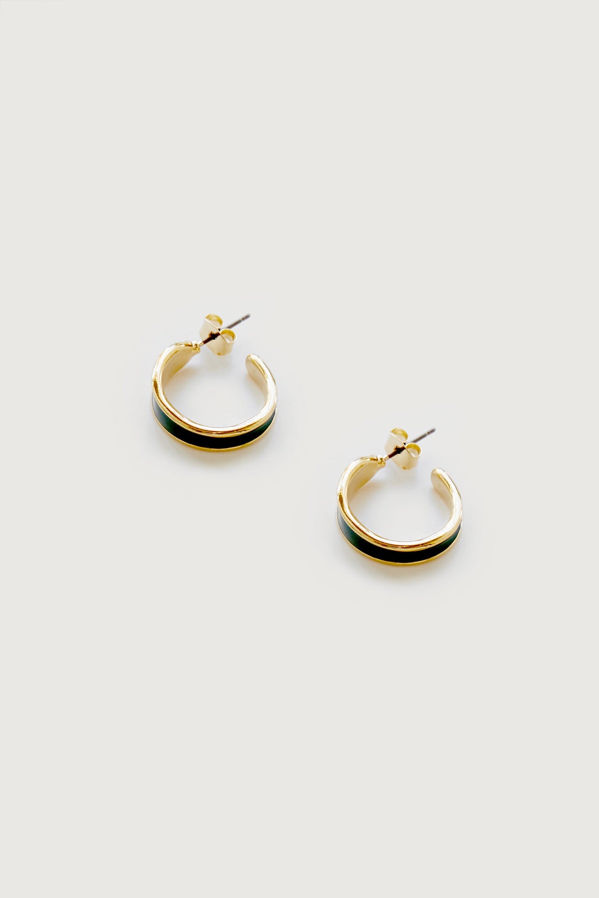 HOOP STONE EARRING
