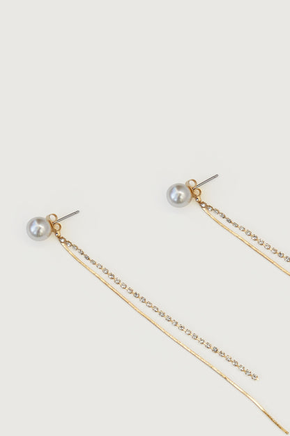 PEARL STUD WITH ZIRCONIA CHAIN