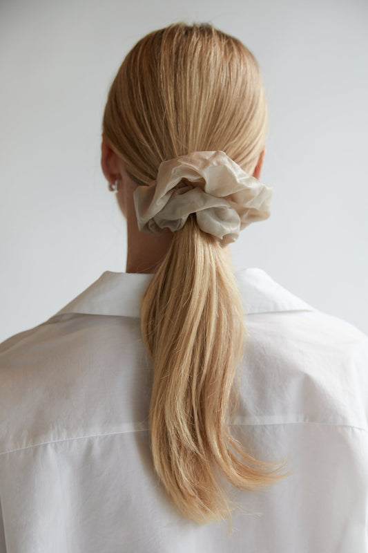 OVERSIZED HAIR TIE