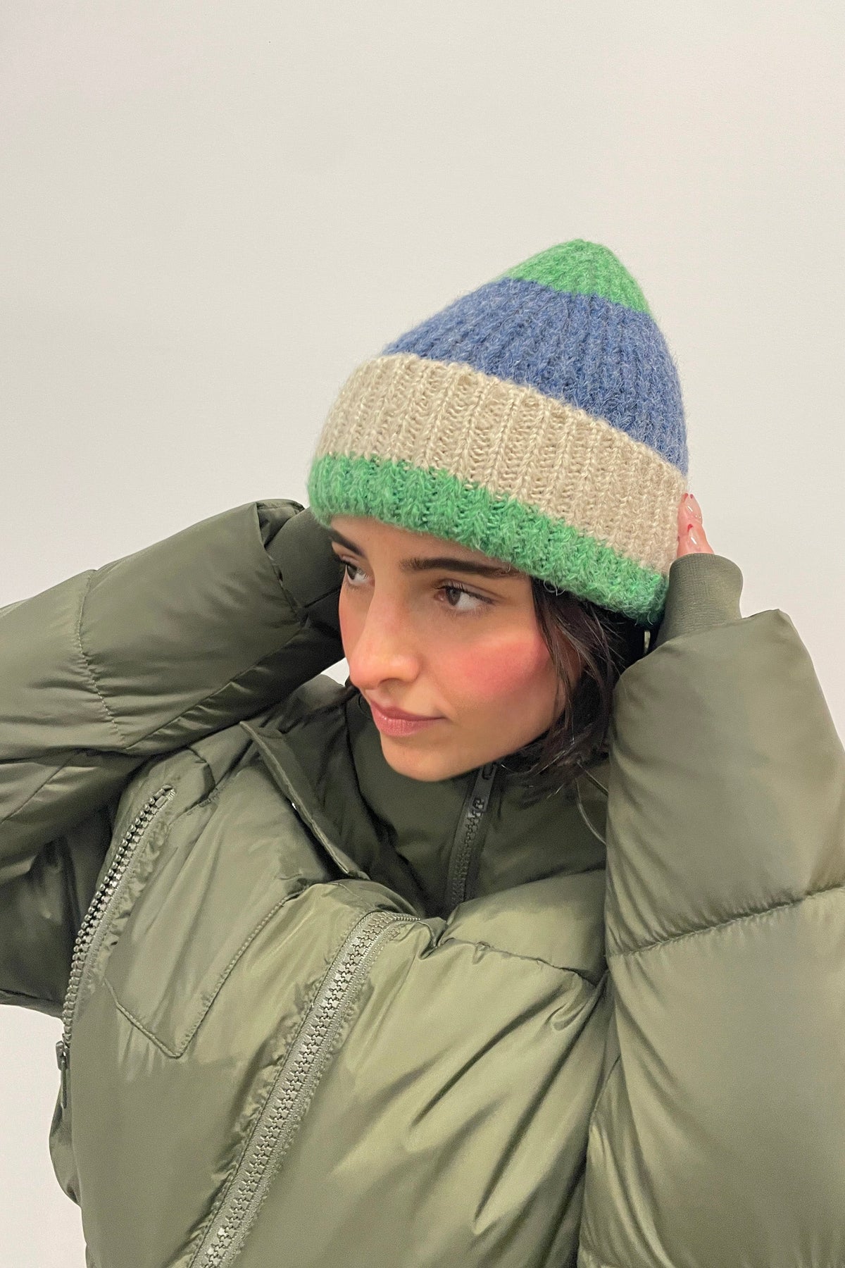 COLOR BLOCK BEANIE