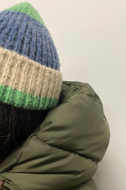 COLOR BLOCK BEANIE