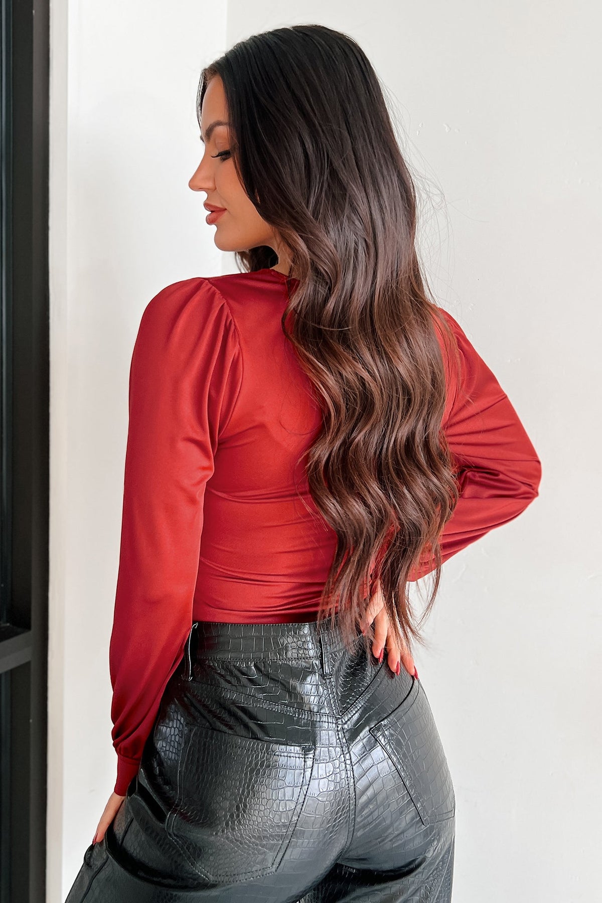 DOORBUSTER Serene Energy V-Neck Bodysuit (Burgundy)