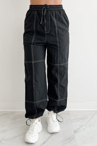 No Plot Needed Parachute Jogger Pants (Black)