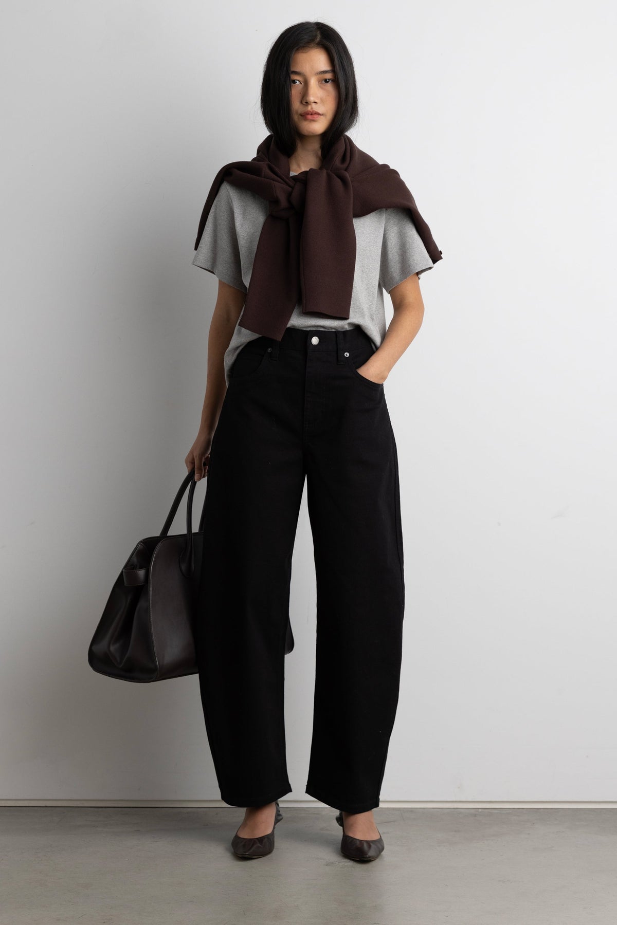 CROPPED LENGTH TWILL BARREL LEG PANT