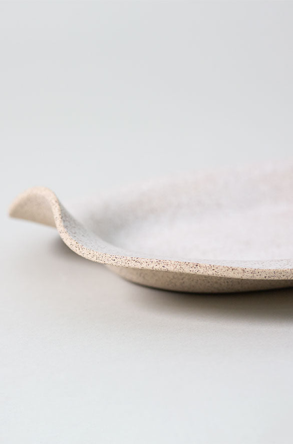 MANTA OVAL PLATTER BY SIN