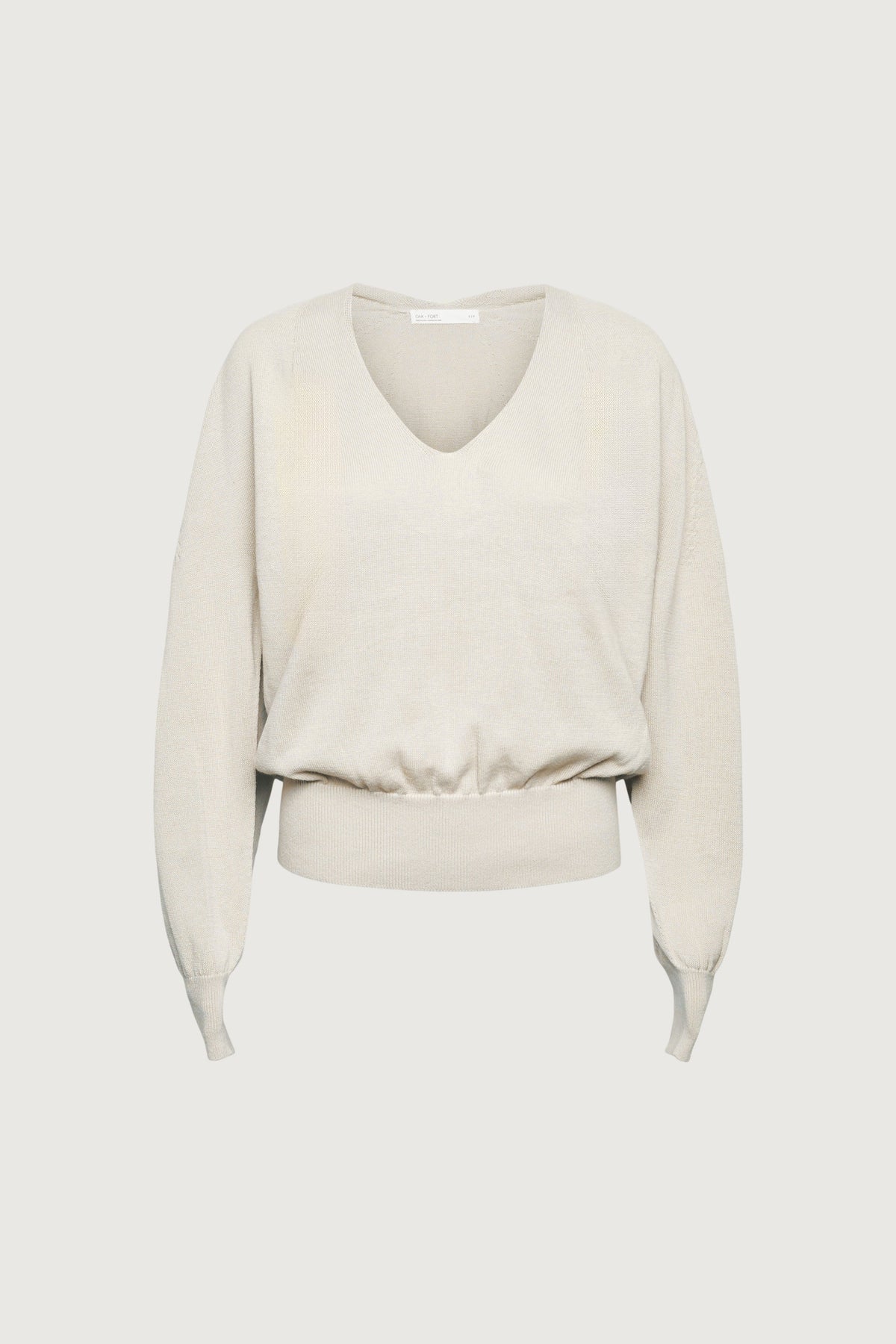 3D KNIT V-NECK SWEATER