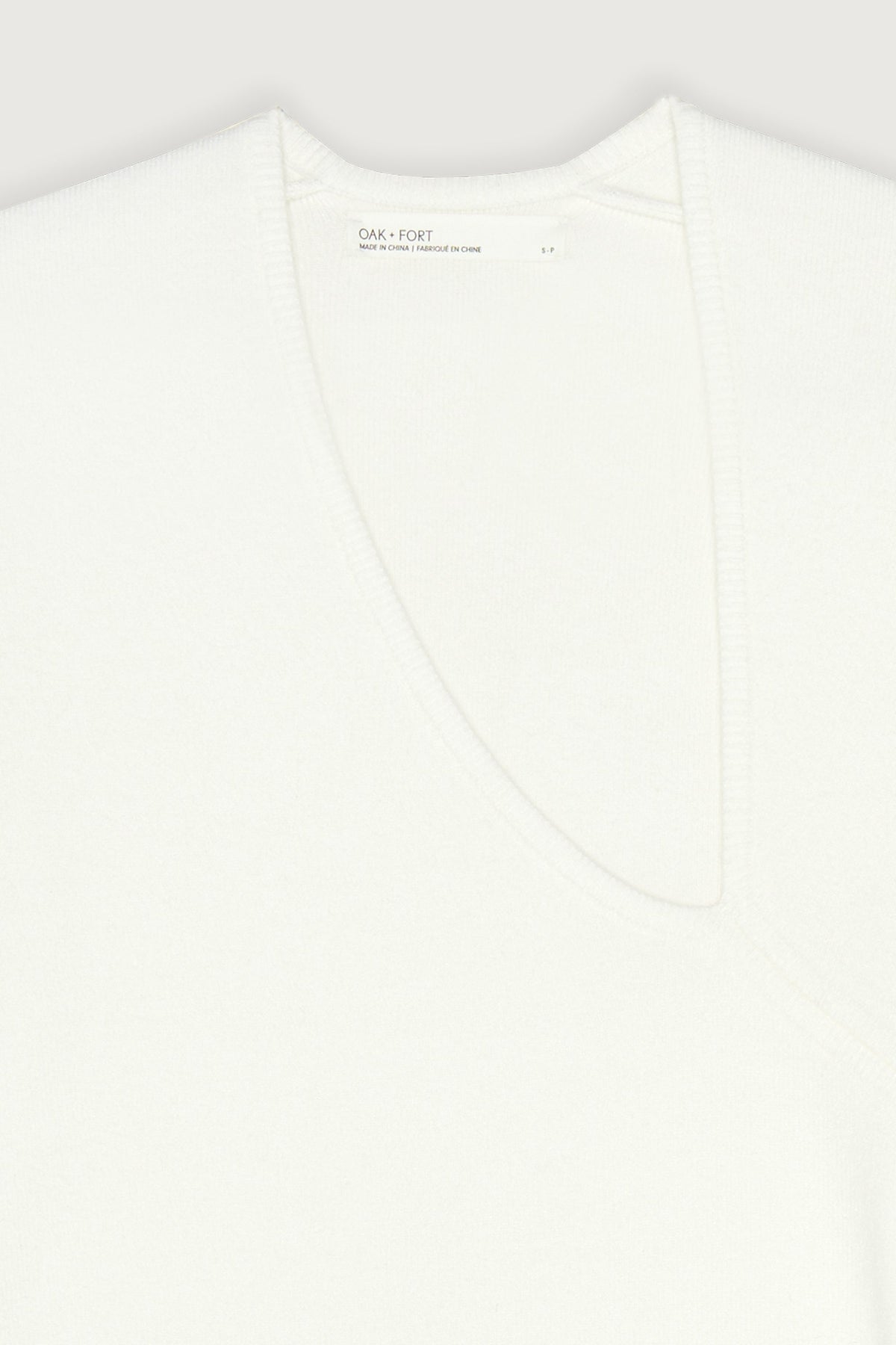 CUT-OUT NECK LONG SLEEVE TOP