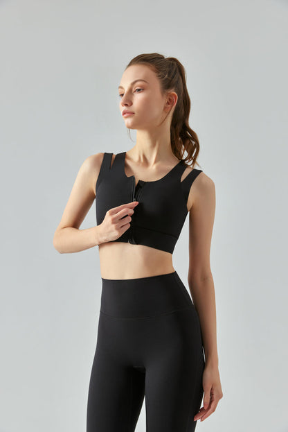 Front zipper sports bra