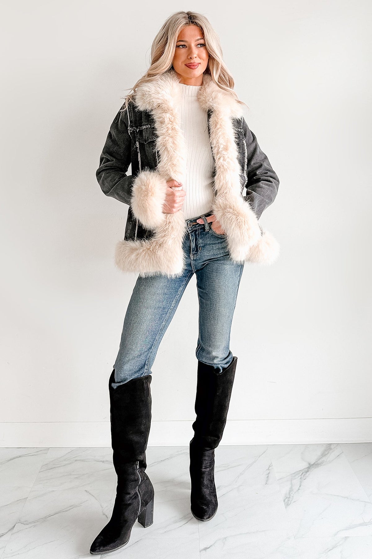 Daring Daily Faux Fur Trim Denim Coat (Black/Beige)