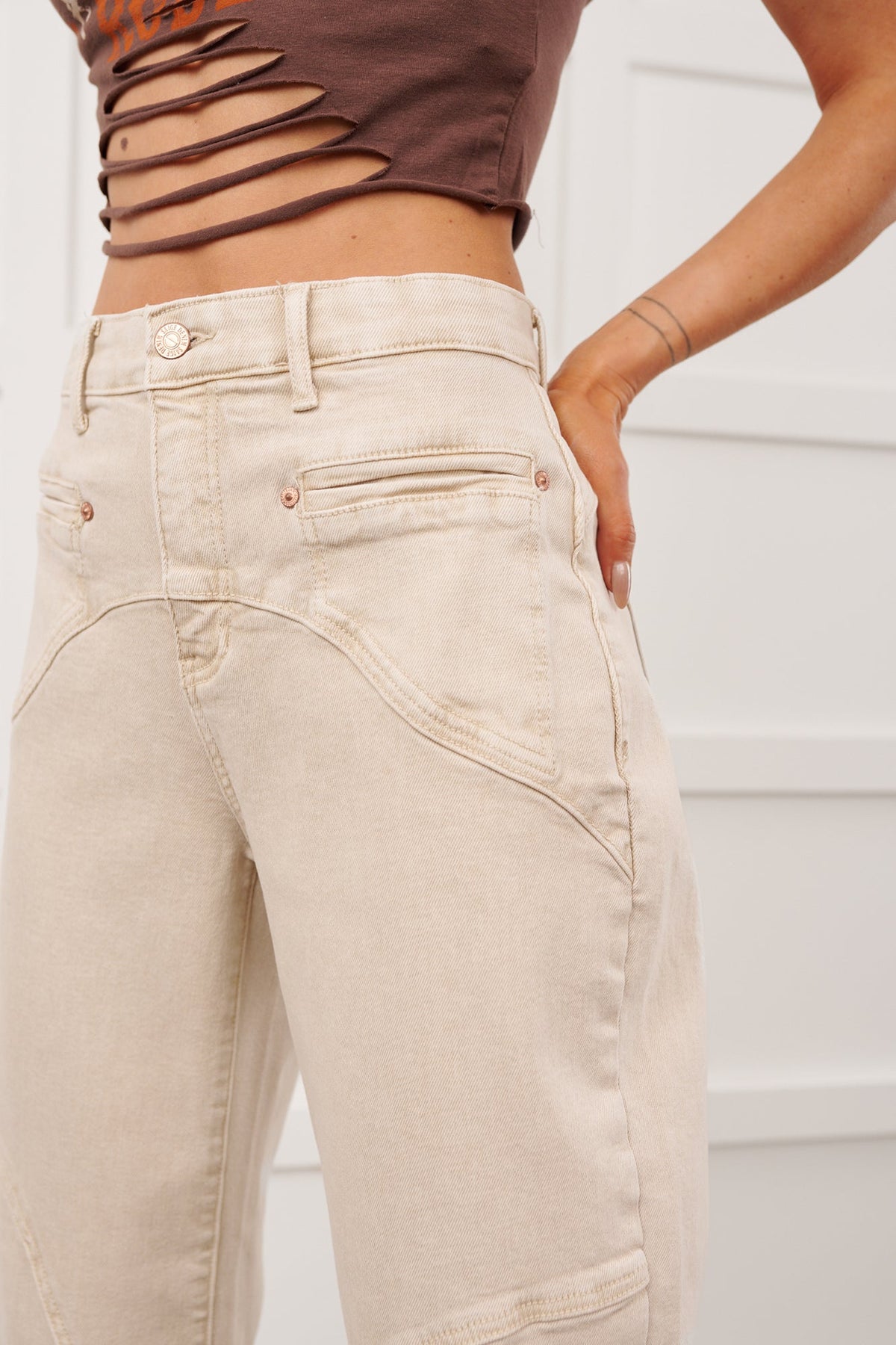 Jesper Western Saige Denim Barrel Jeans (Light Beige)
