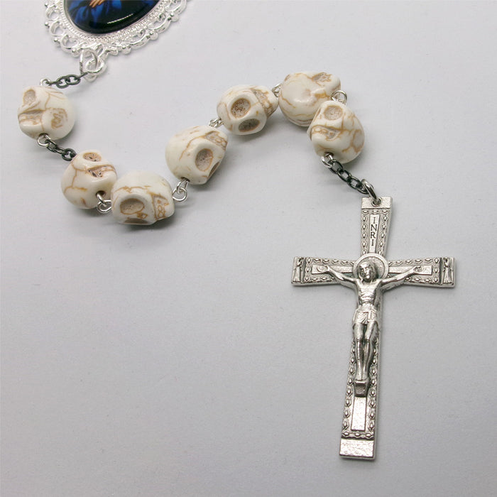 Kelly's White Skull "Passion" Chaplet