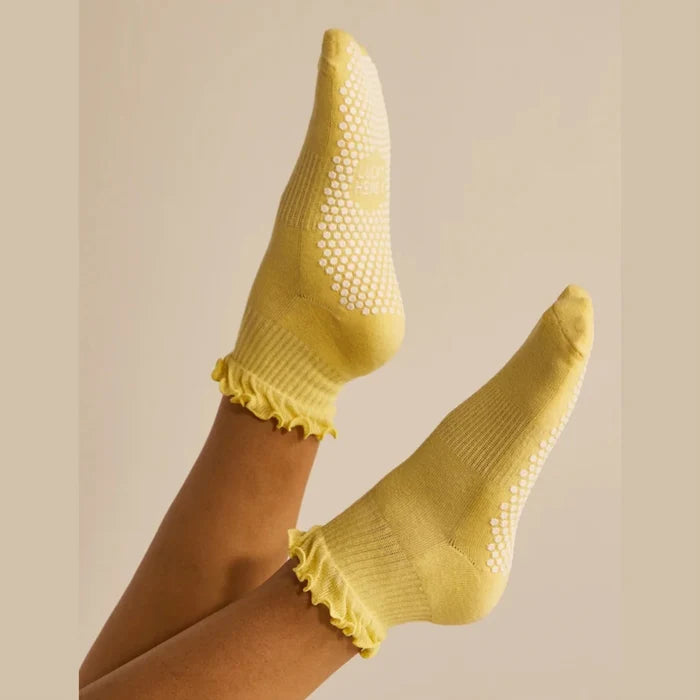 Lucky Honey Women's Ruffle Grip Socks